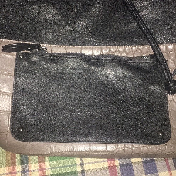 Bucket Style Bag - Picture 2 of 7